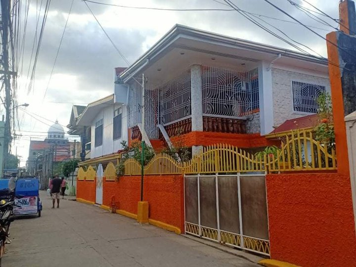 Corner Lot House and Lot for Sale in Cavite City CASH BUYERS only