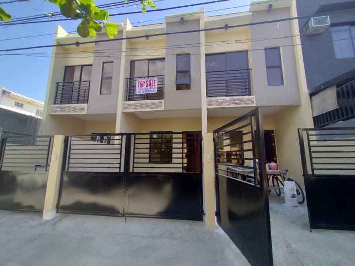 RFO TRIPLEX HOUSE FOR SALE IN PAMPLONA LAS PINAS  With Own Carpark