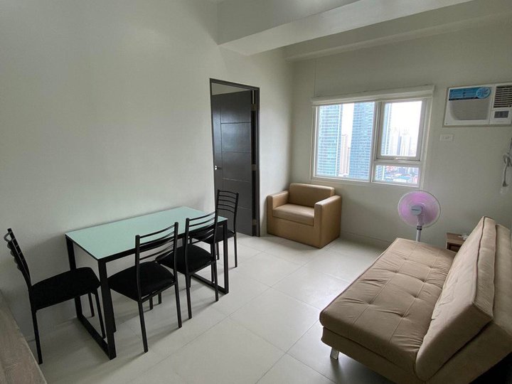 FOR RENT 2BR THE PEARL PLACE 58 sqm.