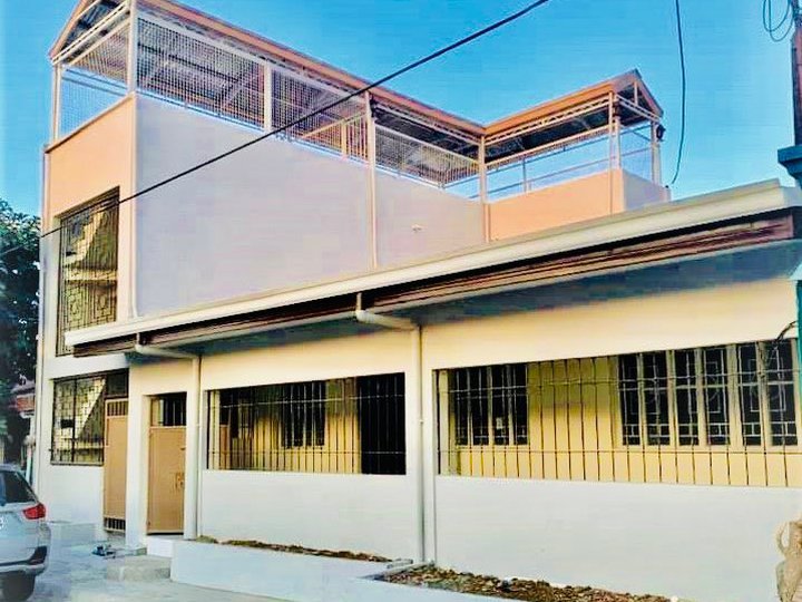 Income Generating House and Lot with 2 Door Apartment in Antipolo