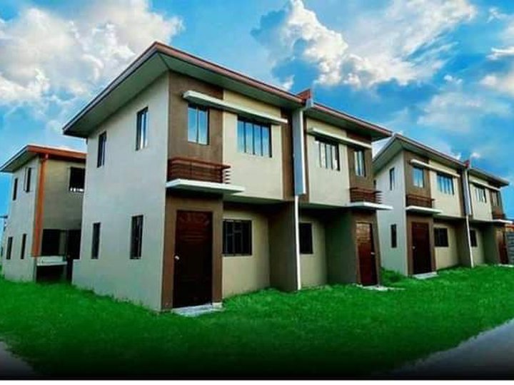 3-bedroom Duplex House For Sale in Cabanatuan Nueva Ecija | COMPLETE