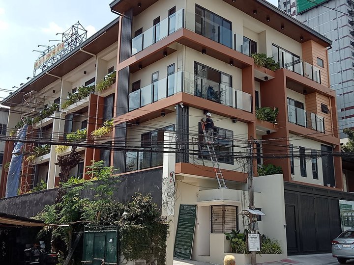 4 Bedrooms Modern Townhouse For Sale in Cubao Quezon City
