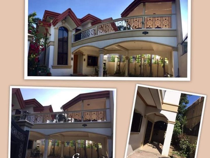 For Sale 4 Bedroom House in Multinational Moonwalk Paranaque