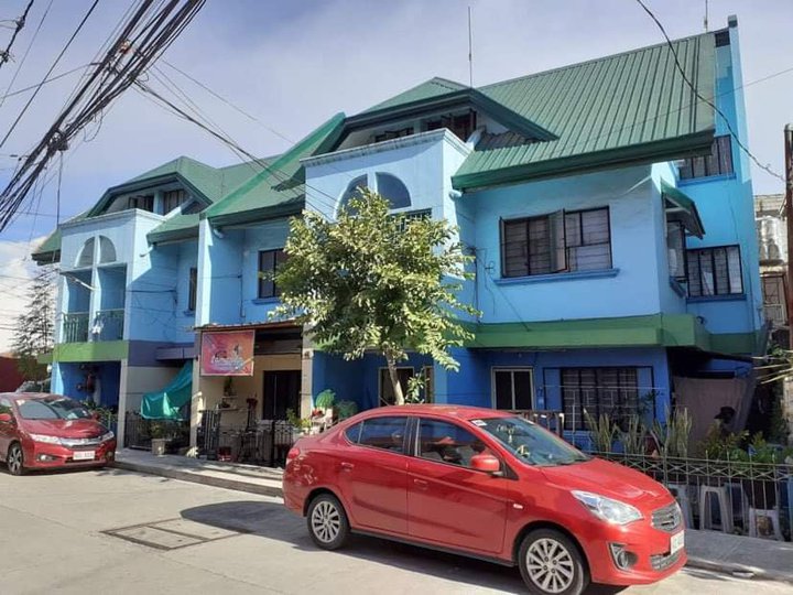 516.00 sqm 8-bedroom Apartment For Sale in Las Pinas Metro Manila