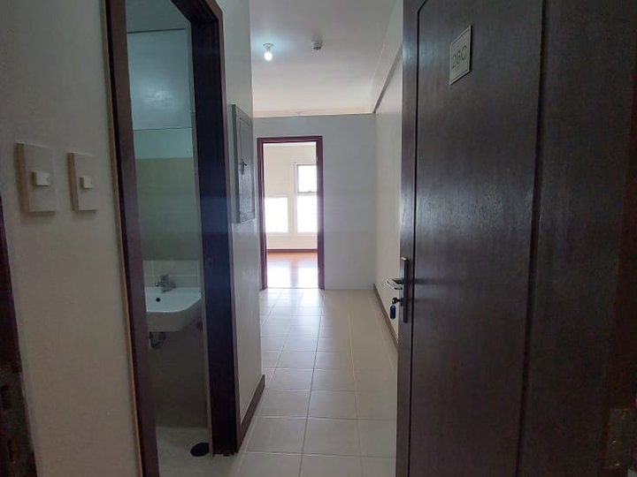 for rent and sale 1 bedroom and 2 bedroom in makati