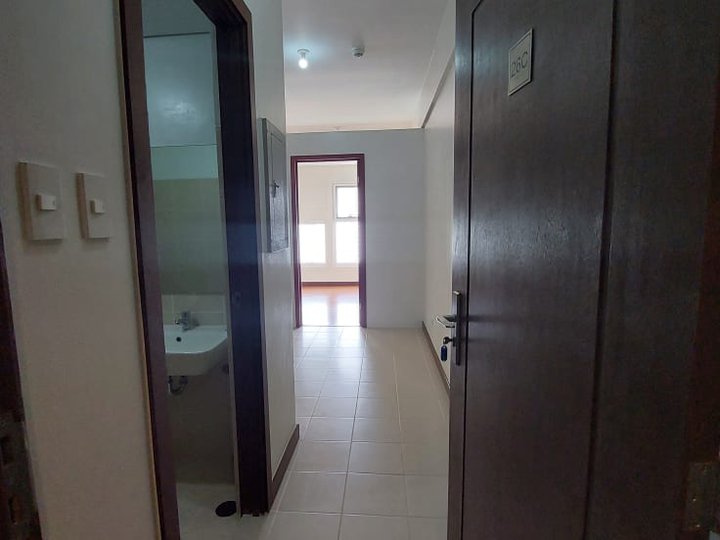 Ready For Occupancy Condo Condominium one bedroom in makati