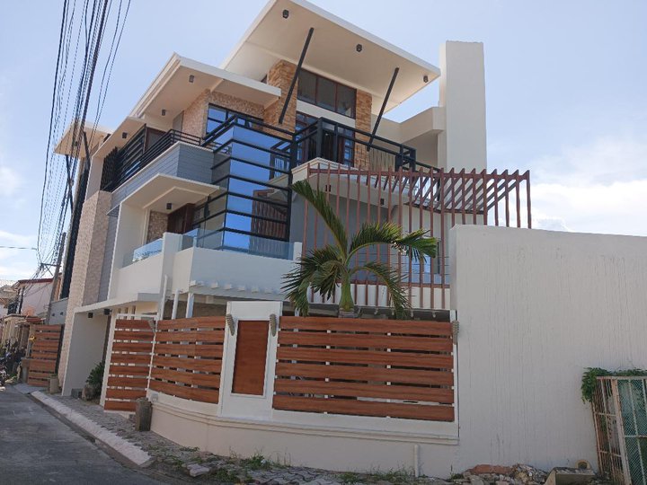A Water-inspired Resort Home in Mactan, Cebu For Sale