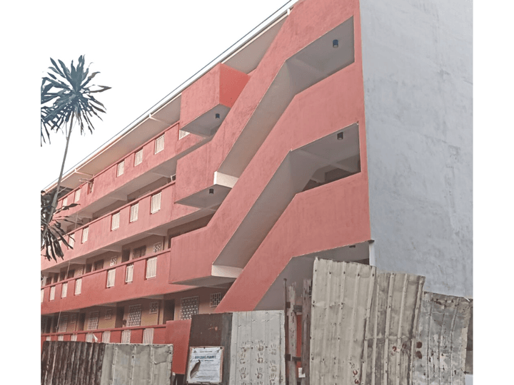 4Floor Apartment For Sale in San Francisco Del Monte Quezon City