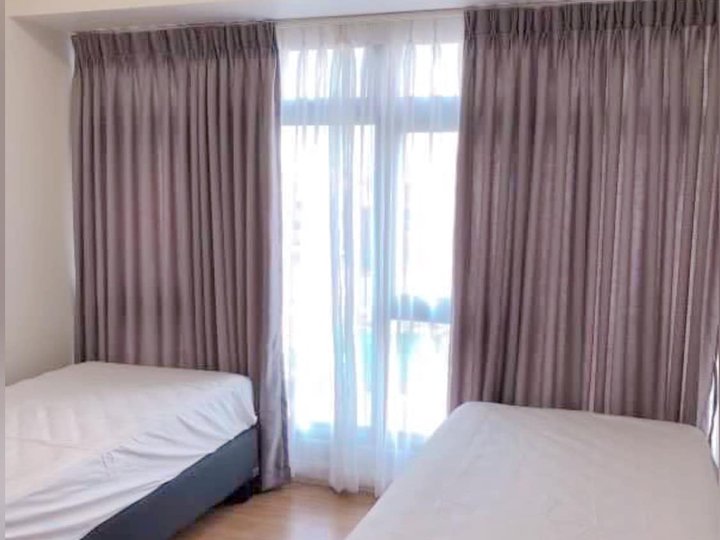 2 Bedroom Unit with Parking for Sale in The Sandstone at Portico Pasig