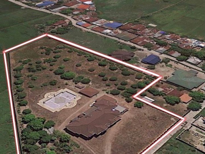 Pre-Owned 4-bedroom Single Detached House For Sale in Lubao Pampanga
