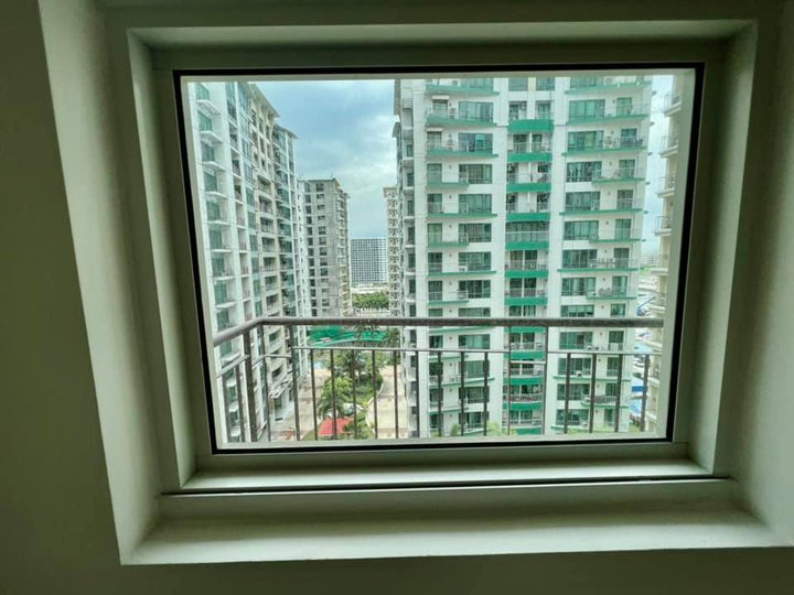 Pasay condominium Ready for occupancy palm beach west 2bedroom condo in bay area pasay