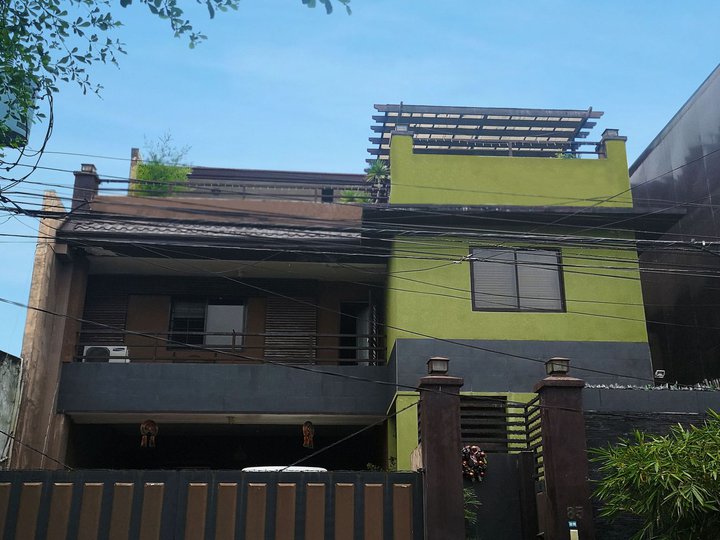 RESALE MODERN HOME WITH CITY VIEW IN PASIG CITY NEAR SM EAST ORTIGAS