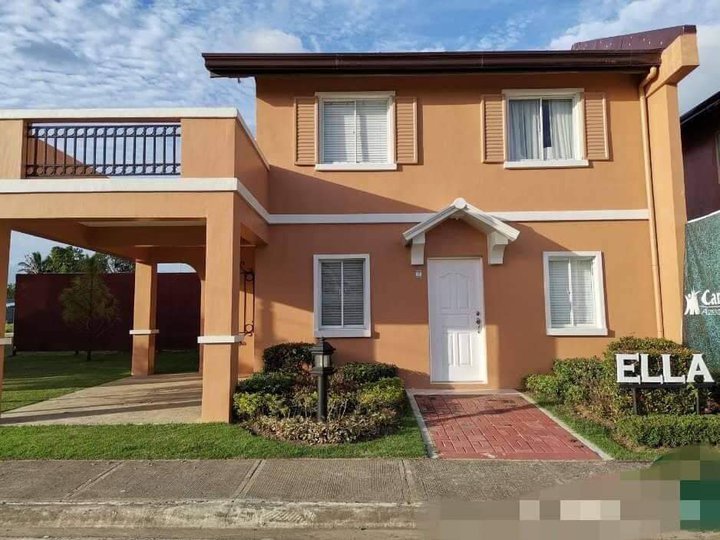 5-bedroom House For Sale in Alfonso Cavite