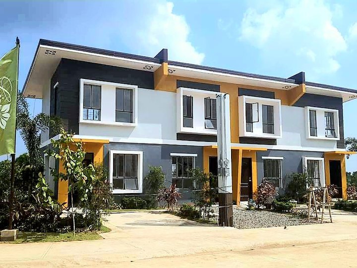 LIORA HOMES Town House with +Solar panel,+2 Water Tanks,+2Screen door.