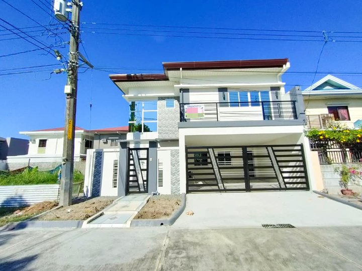 BRAND NEW TWO STOREY HOUSE AND LOT FOR SALE