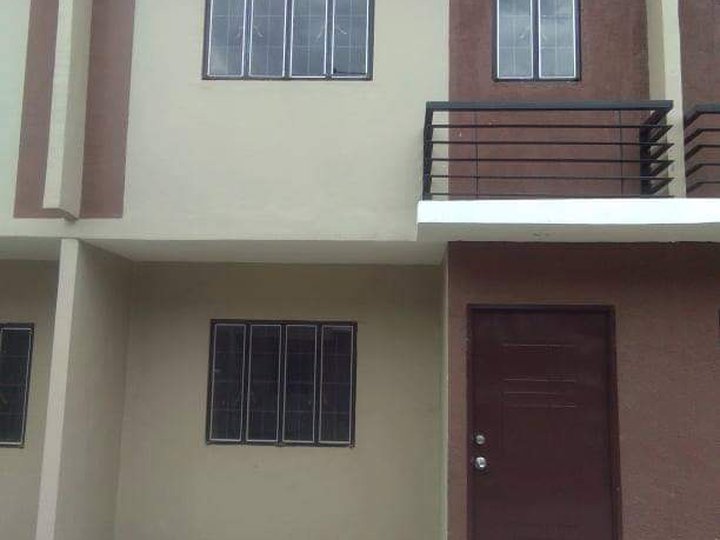 3-bedroom Duplex For Sale near Schools in Plaridel Bulacan