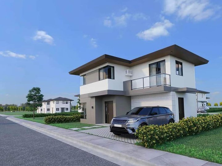 House For Sale with parking in Averdeen Estates Nuvali Santa Rosa