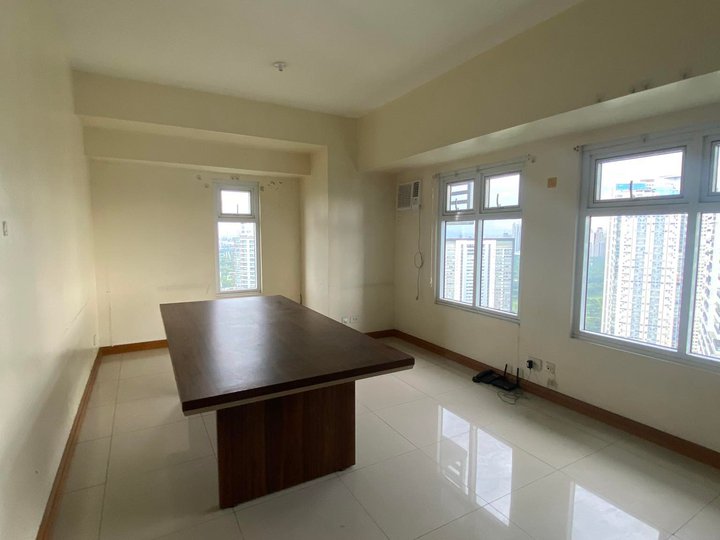 FOR SALE 2BR TOWER 2 at THE TRION TOWERS 76.84 sqm.