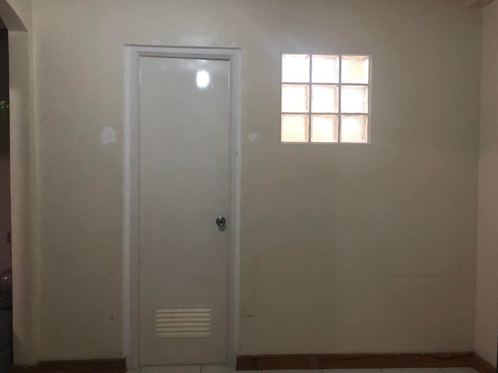 2bedroom fully furnished up & down house for rent