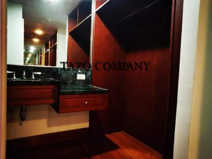 330.00 sqm 3-bedroom Condo For Rent in Makati One Roxas Triangle