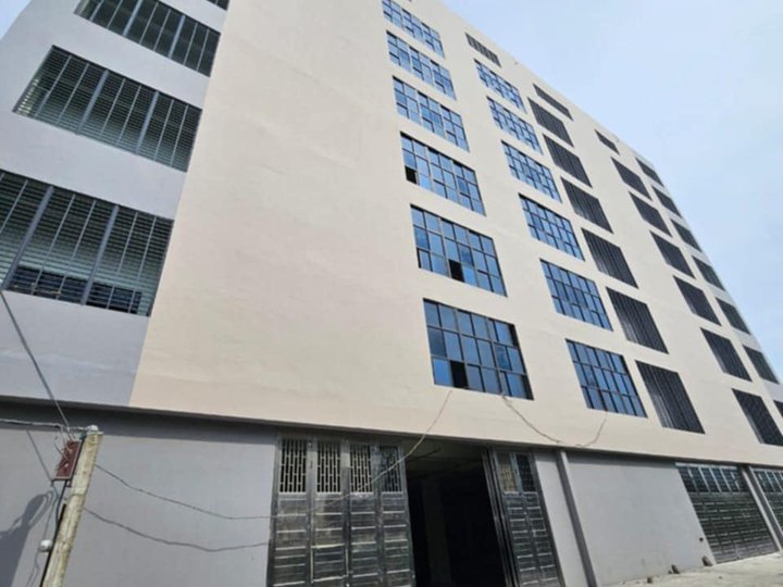 Warehouse For Lease in Paranaque J20250332