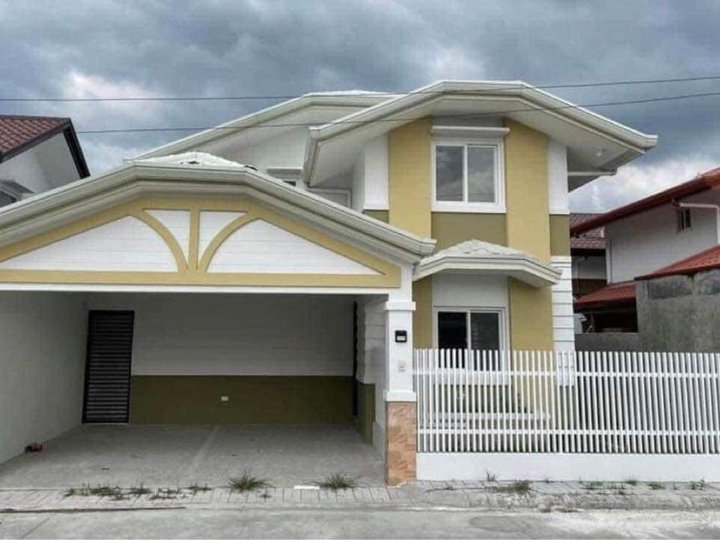 Single Detached Two Storey House and Lot.