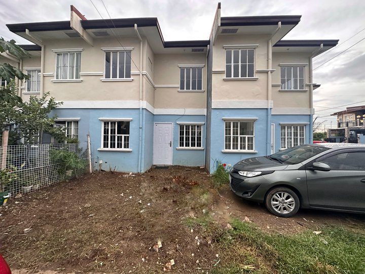 ANICA TOWNHOUSE FOR RENT 3 BEDROOMS 2 TOILET AND BATH PROVISION FOR 1 CAR GARAGE