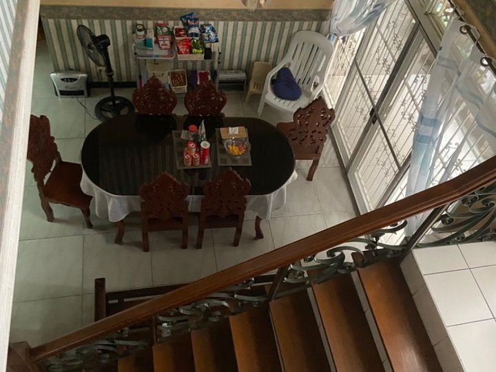 House and Lot in Apolonio Samson, Quezon City (Negotiable)