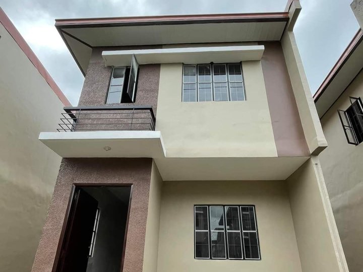 3-bedroom Single Attached House For Sale in Bacolod Negros Occidental