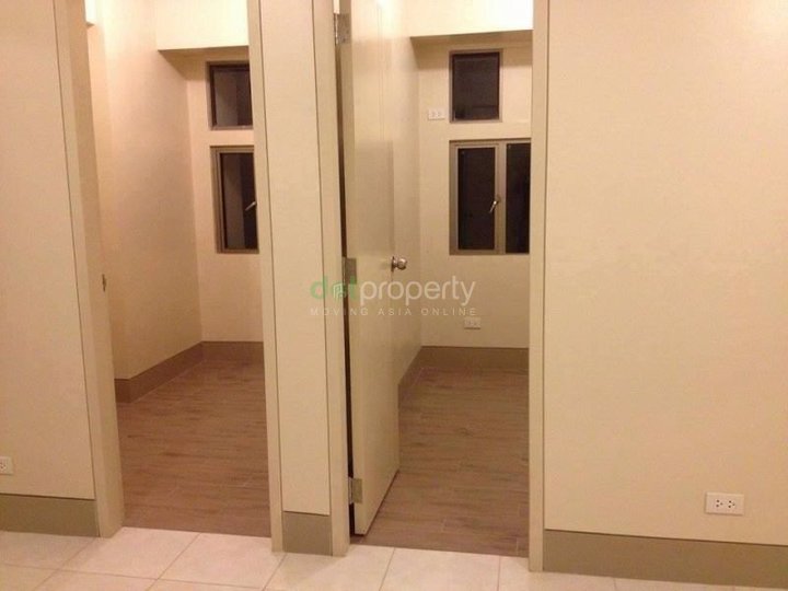 2-Bedroom Rent-to-own in Robinsons Magnolia New Manila Condo for Sale