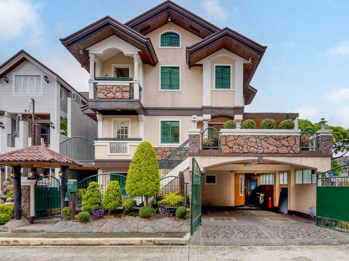 House and Lot For Sale in Victoria Place Executive Village, Pasig City