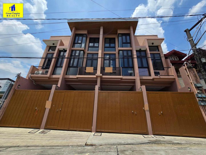3 Storey Elegant Townhouse for sale in Project 8 Quezon City