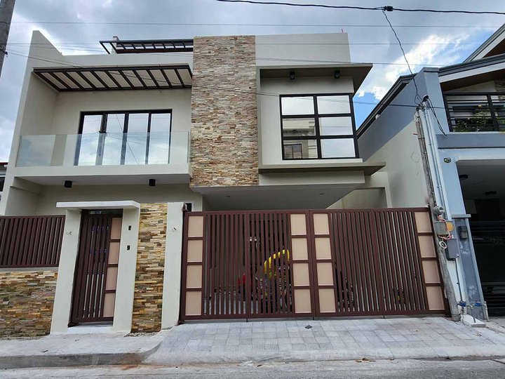 5-bedroom 3 Storey Single Detached House For Sale in Tandang Sora  QC