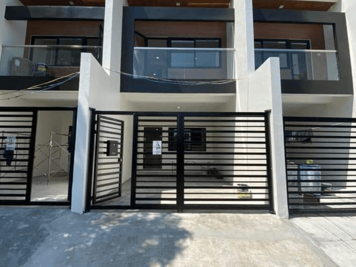 3-bedroom Duplex / Twin House For Sale in Talon V / 5