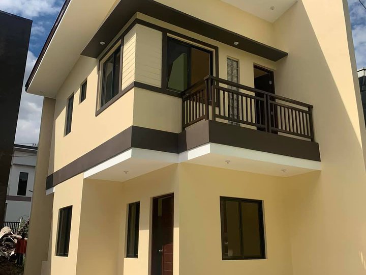 100% FLOOD FREE HOUSE AND LOT FOR SALE IN MARIKINA CITY - Birmingham Heights