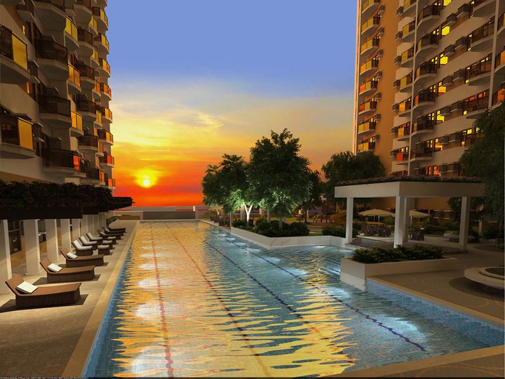 2 Bedroom Condo Unit with the most breathtaking sunset view-radiance