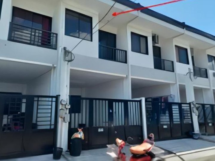 Foreclosed 3-bedroom Townhouse For Sale in Cainta Rizal