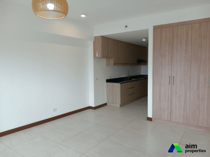 Bare Studio Condo For Rent in Capitol Commons Pasig City