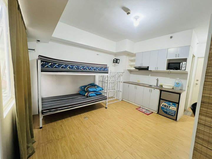 STUDIO UNIT 23 SQM WITH DOUBLE DECK PLUS BED + AIRCON 18K