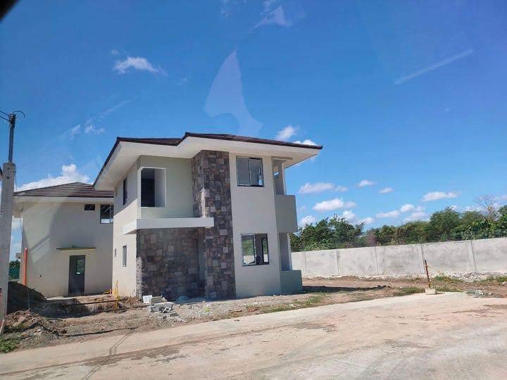 3-bedroom Single Detached House For Sale in Nuvali Cabuyao Laguna