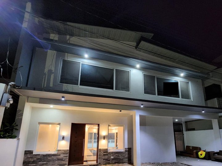 NEW MODERN POOL VILLA TYPE HOUSE IN ANGELES CITY