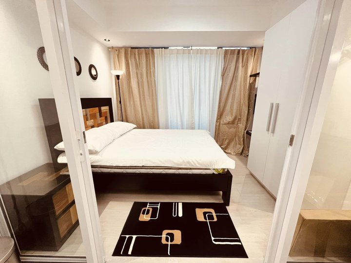 Condo in Paranaque for rent near SM Bicutan, Azure Residences, 1br
