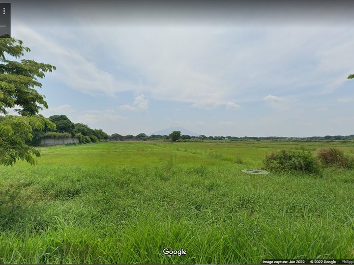 FOR SALE RAWLAND IN PAMPANGA NEAR IDEAL FOR COMMERCIAL OR INDUSTRIAL USE