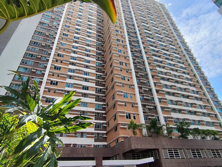 RFO 94.00 sqm 2bedroom Condo For Sale By Owner in Pioneer Mandaluyong