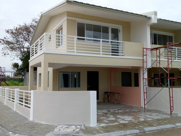 Easy to Own 3-Bedrooms House for Sale in Tanza, Cavite