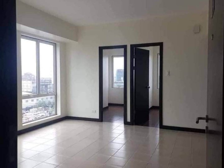 2-bedroom Condo For Sale in Makati Magallanes