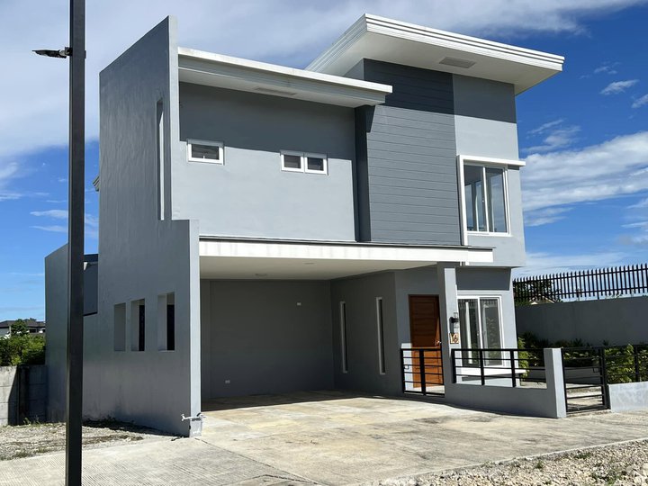 RFO  4 BEDROOM SINGLE ATTACHED HOUSE AND LOT FOR SALE IN LAPU LAPU