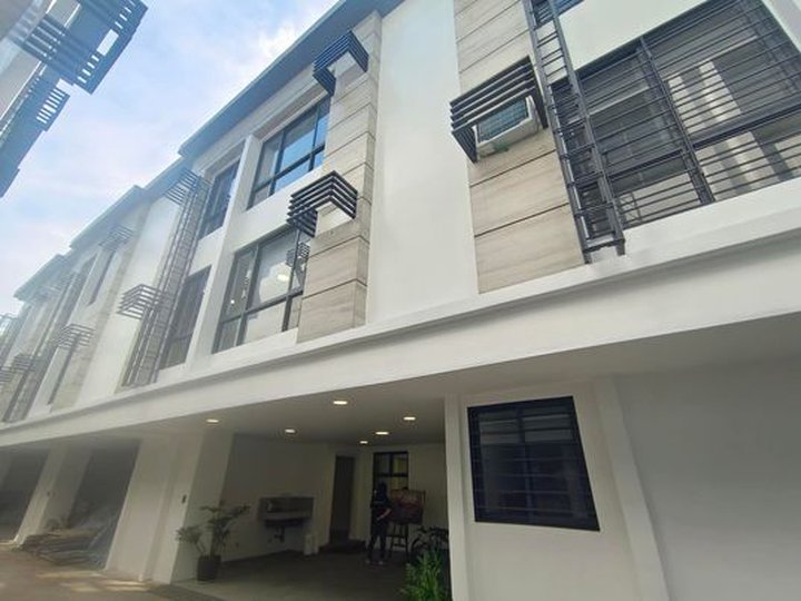 For Sale Townhouse in Congressional Quezon City