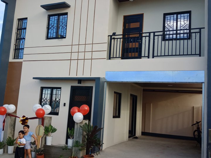 3bedroom Single Attached House For Sale in Alaminos Pangasinan [House
