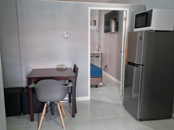 1br for rent with walk in closet in Las Pinas